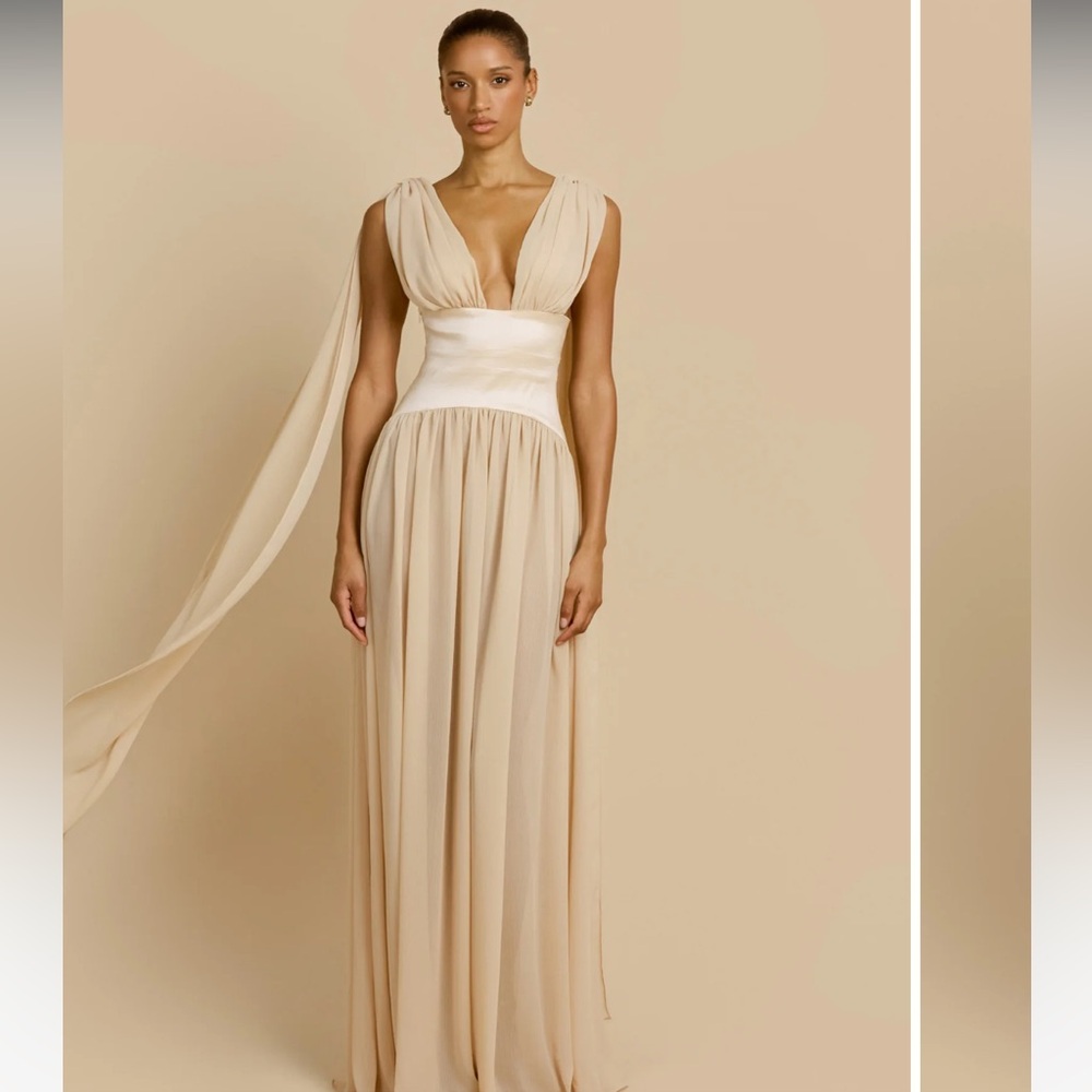 Elegant Cream Chiffon Evening Gown
